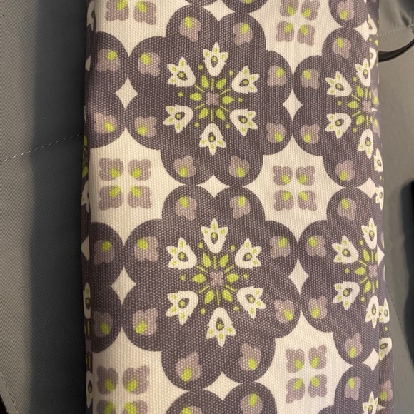 Petunia Pickle Bottom Diaper Clutch/Wristlet - Picture 3 of 3